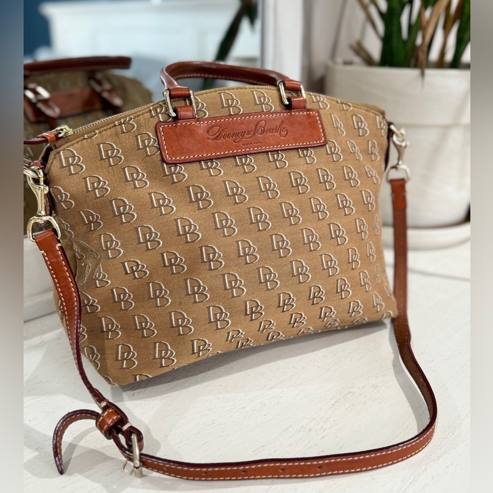 Dooney & Bourke Monogram Handbag - Picture 2 of 15